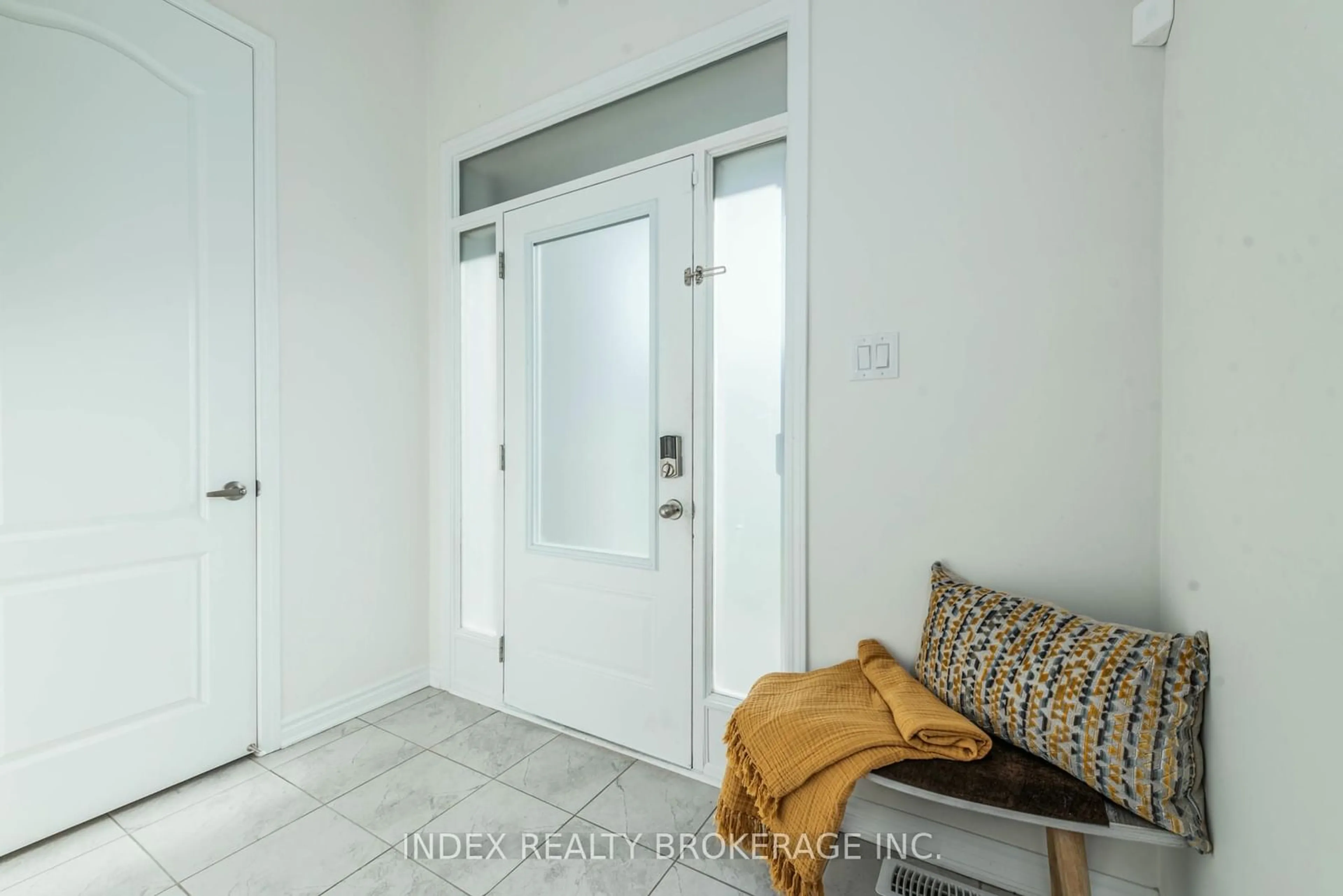 Indoor entryway, wood floors for 57 Callandar Rd, Brampton Ontario L7A 5E2