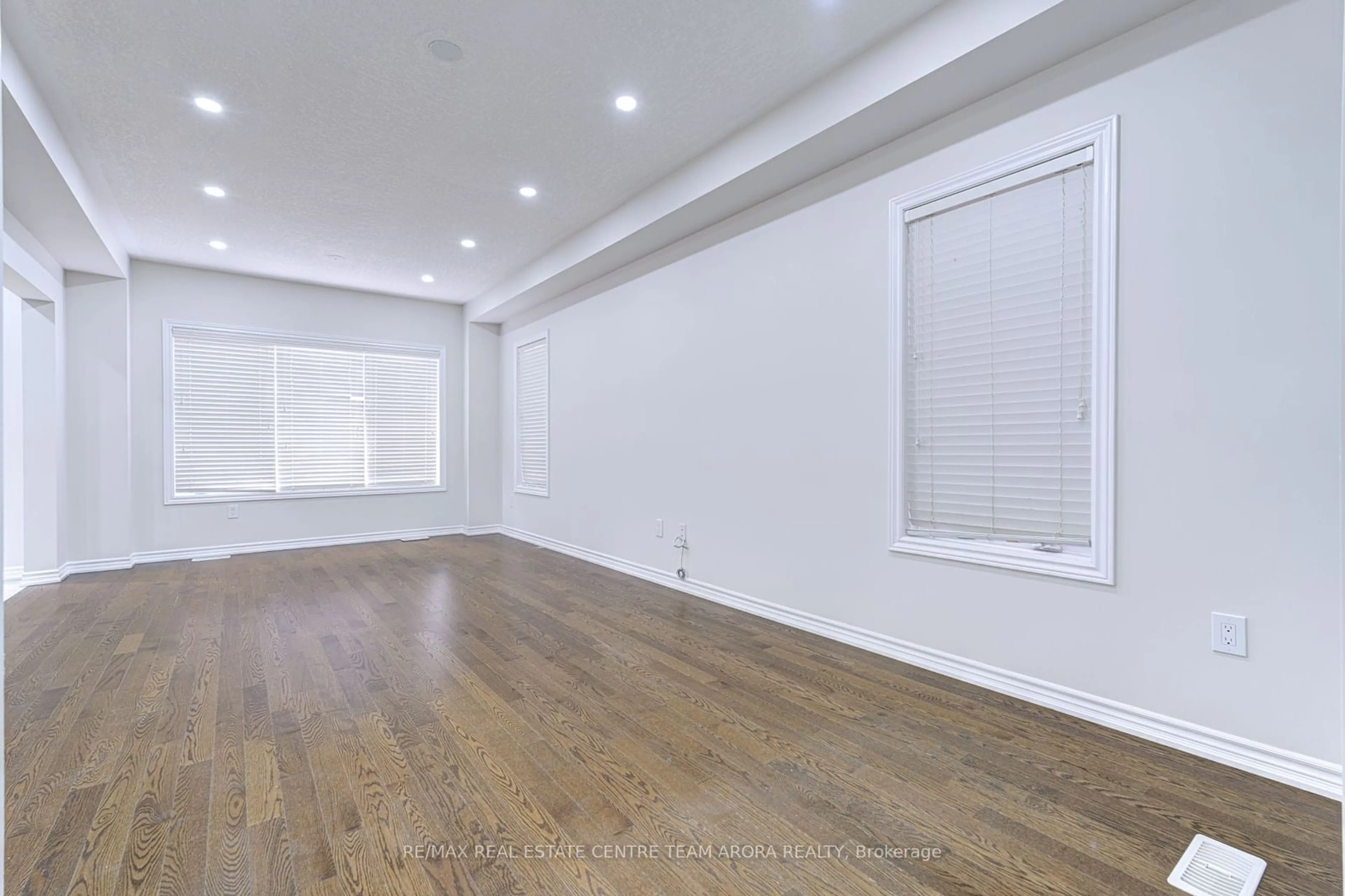 A pic of a room, wood floors for 14 Hines St, Brampton Ontario L7A 4X5