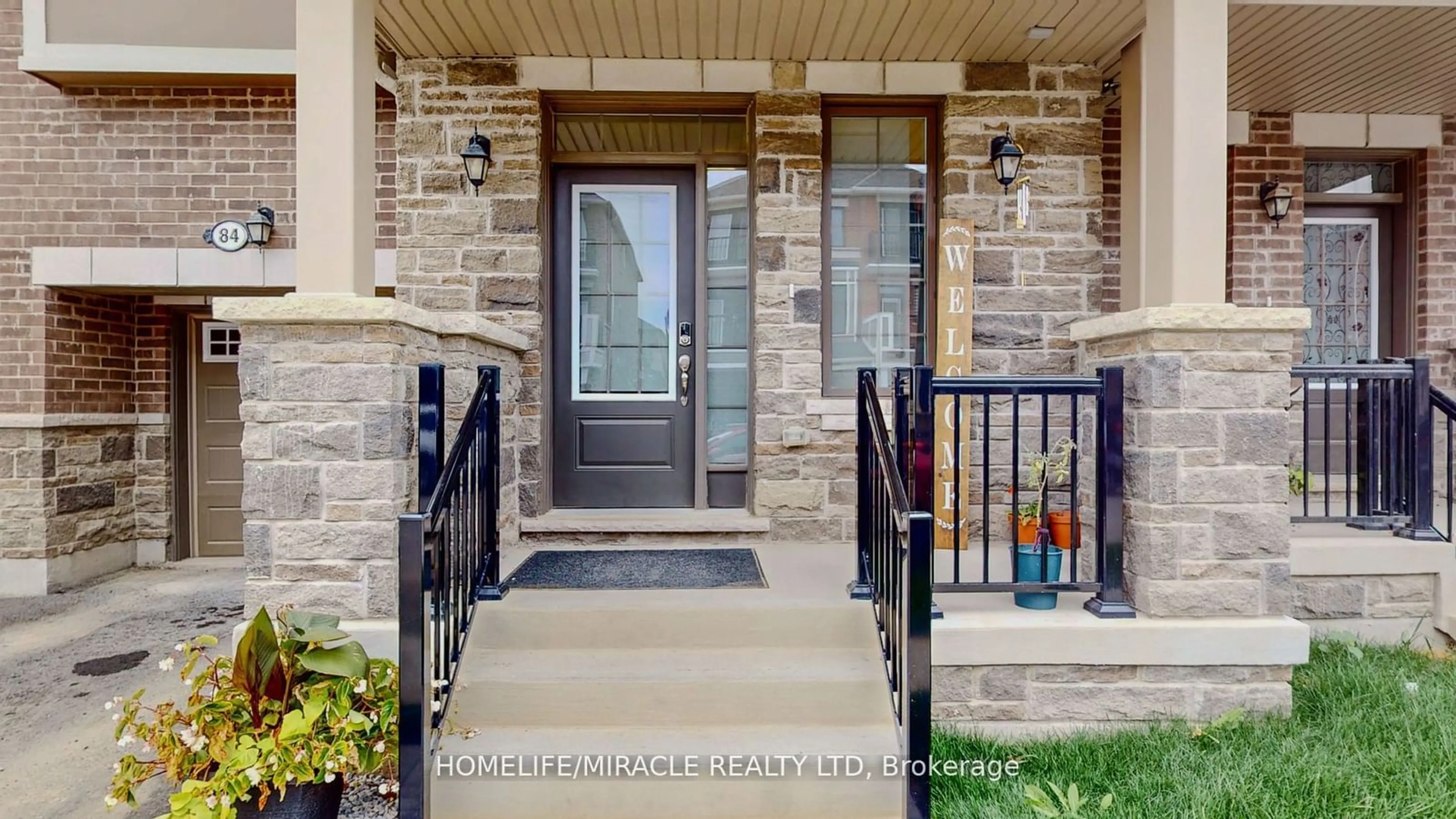 Indoor entryway, ceramic floors for 84 Keppel Circ, Brampton Ontario L7A 5K9