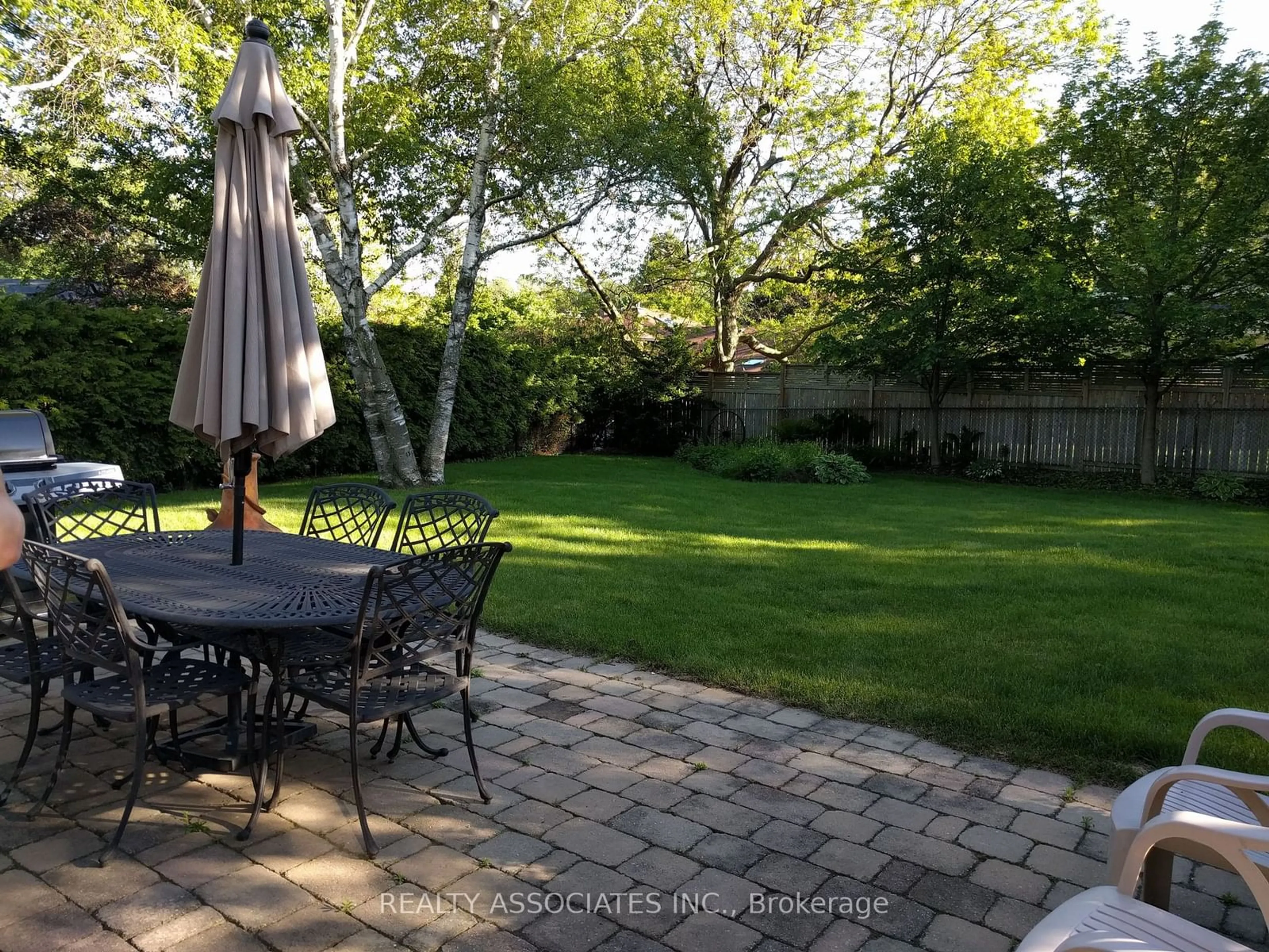 Patio, the fenced backyard for 1654 Stonehaven Dr, Mississauga Ontario L5J 1E7