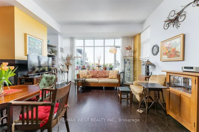 Additional property image - 437 Roncesvalles Ave Unit 503