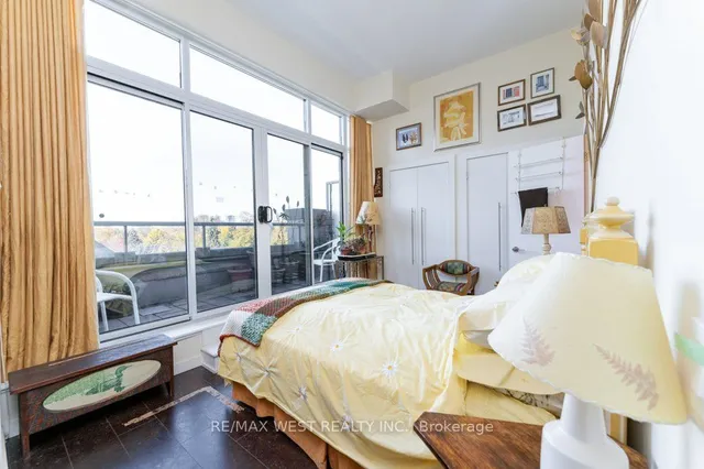 Additional property image - 437 Roncesvalles Ave Unit 503