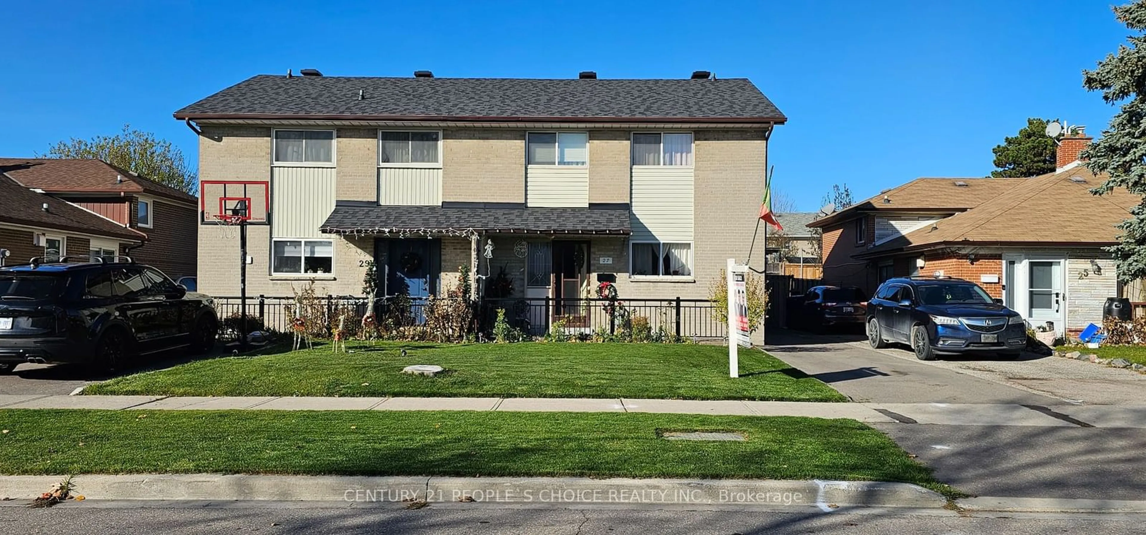 A pic from exterior of the house or condo, the street view for 27 Felan Cres, Toronto Ontario M9V 3A2