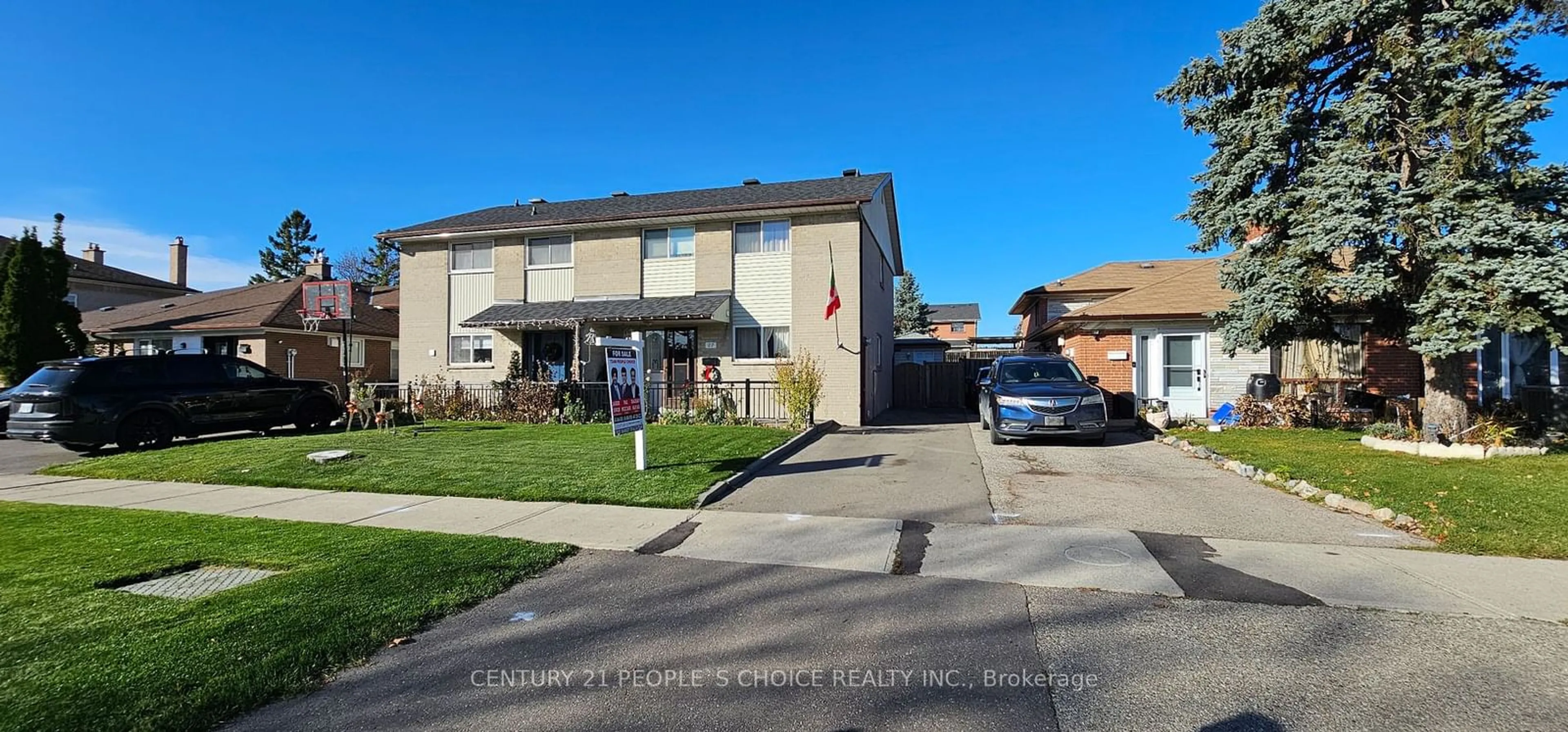 A pic from exterior of the house or condo, the street view for 27 Felan Cres, Toronto Ontario M9V 3A2