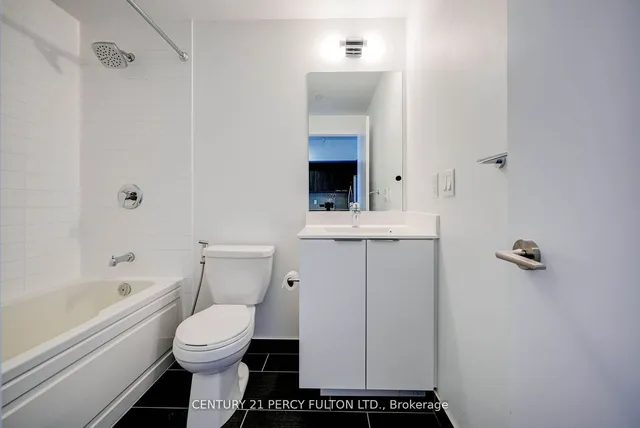 Additional property image - 30 Shorebreeze Dr Unit 2514