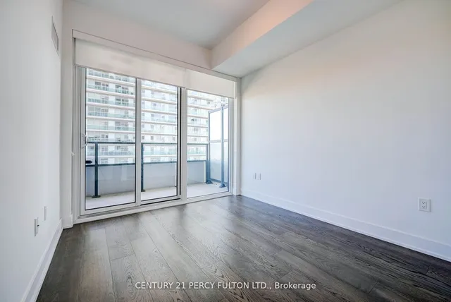 Additional property image - 30 Shorebreeze Dr Unit 2514