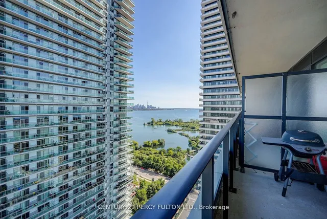 Additional property image - 30 Shorebreeze Dr Unit 2514