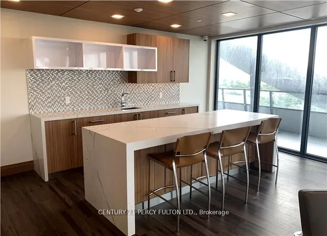 Additional property image - 30 Shorebreeze Dr Unit 2514