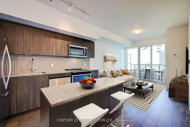 Additional property image - 30 Shorebreeze Dr Unit 2514