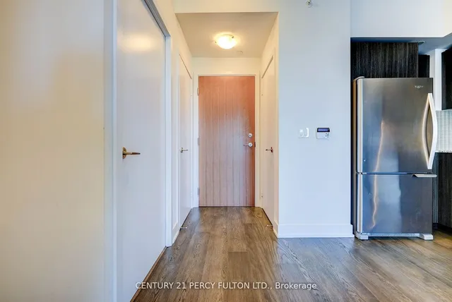 Additional property image - 30 Shorebreeze Dr Unit 2514