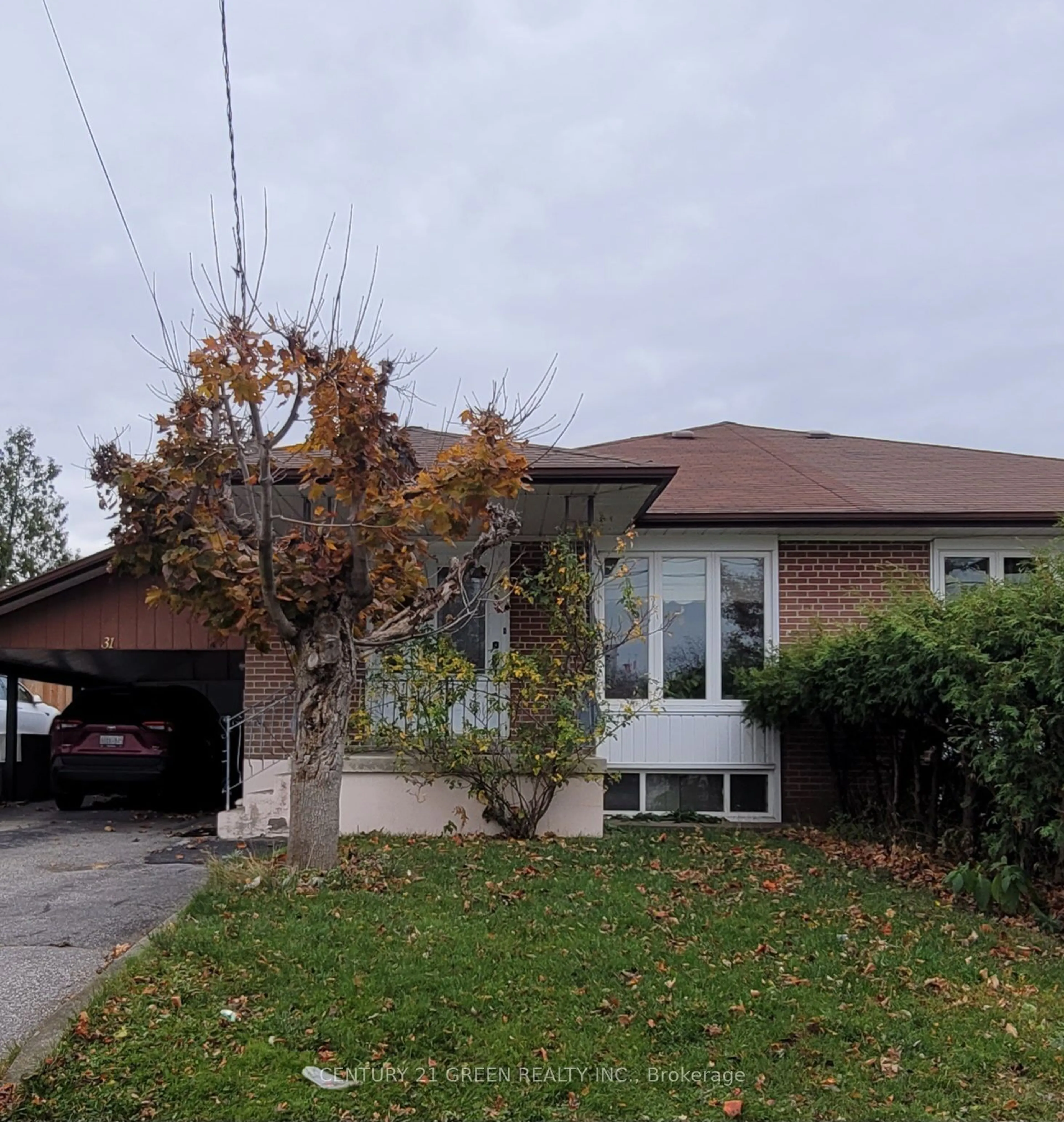 Frontside or backside of a home, the street view for 31 St Lucie Dr, Toronto Ontario M9M 1S9