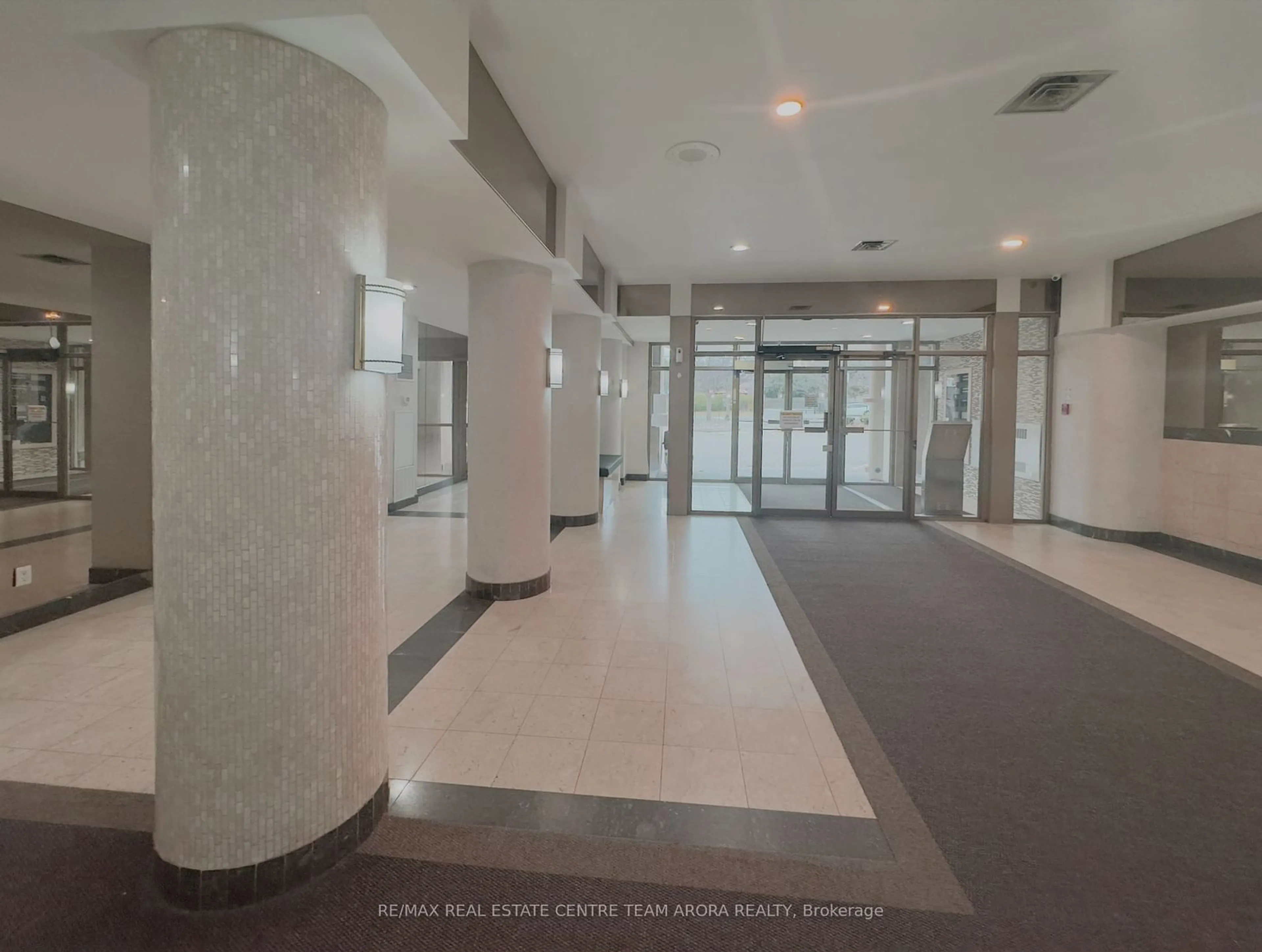 Indoor foyer, not visible floor for 2901 Kipling Ave #505, Toronto Ontario M9V 5E5