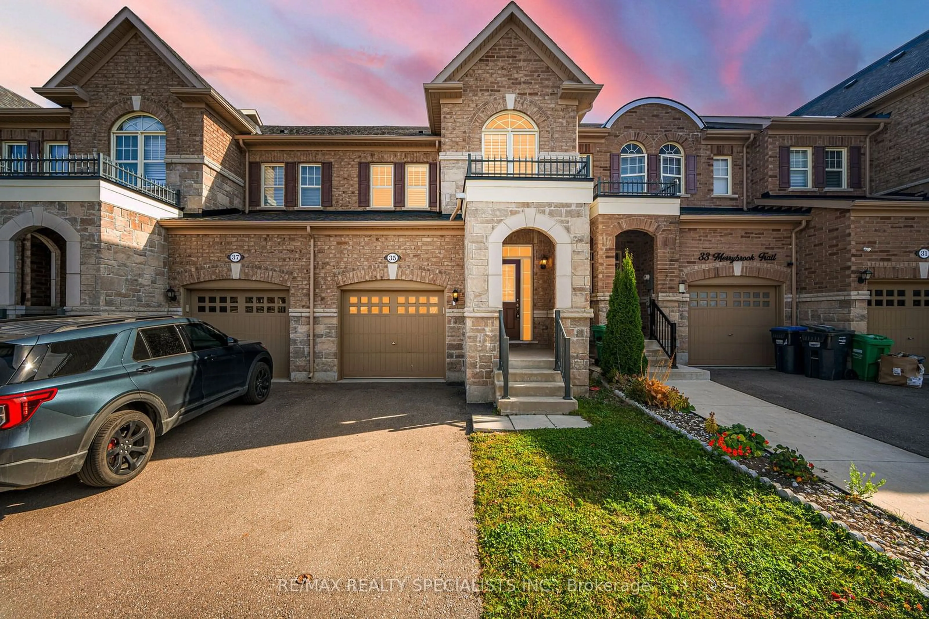 A pic from exterior of the house or condo, the street view for 35 Merrybrook Tr, Brampton Ontario L7A 4W1