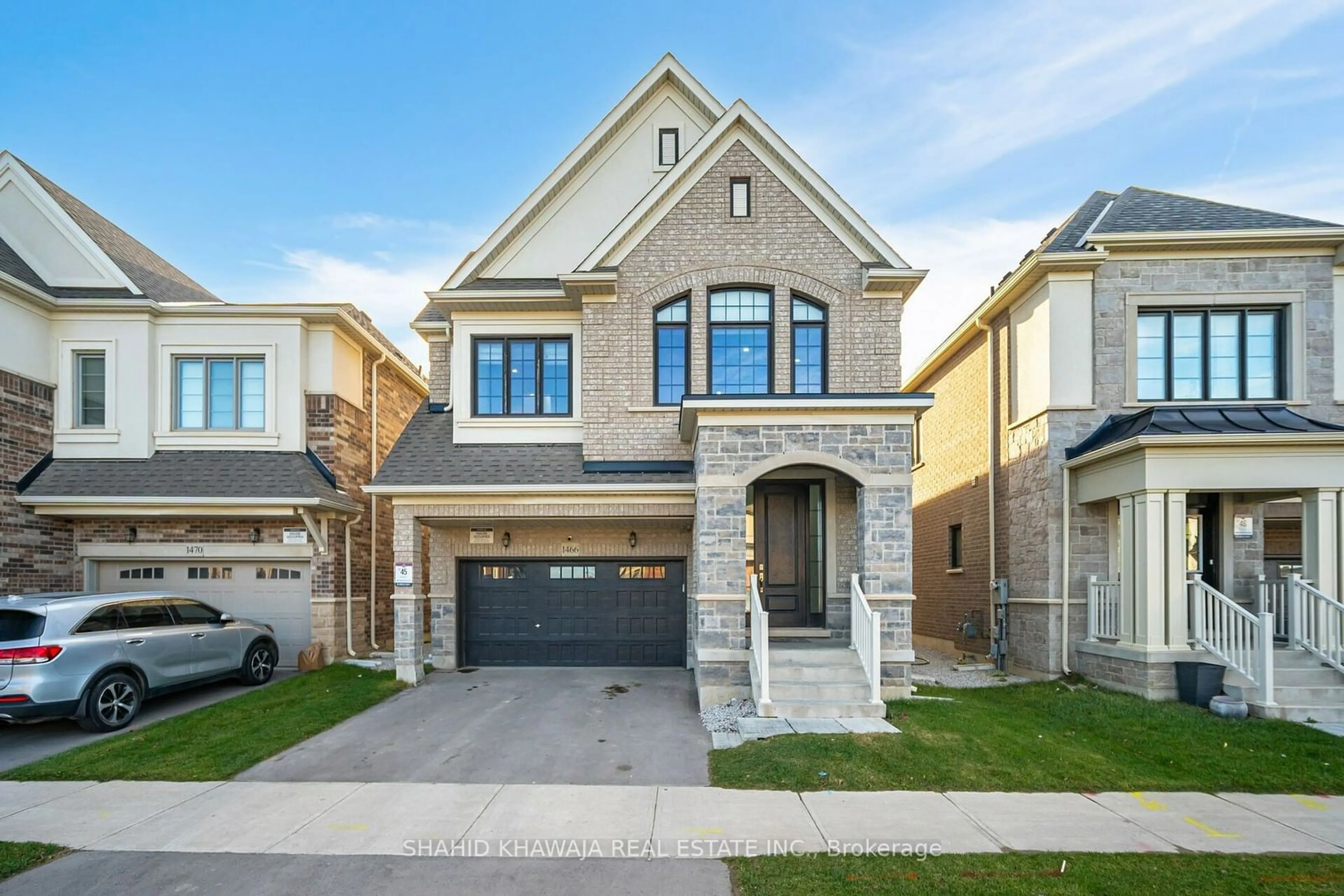 Frontside or backside of a home, the street view for 1466 Kovachik Blvd, Milton Ontario L9E 1T6