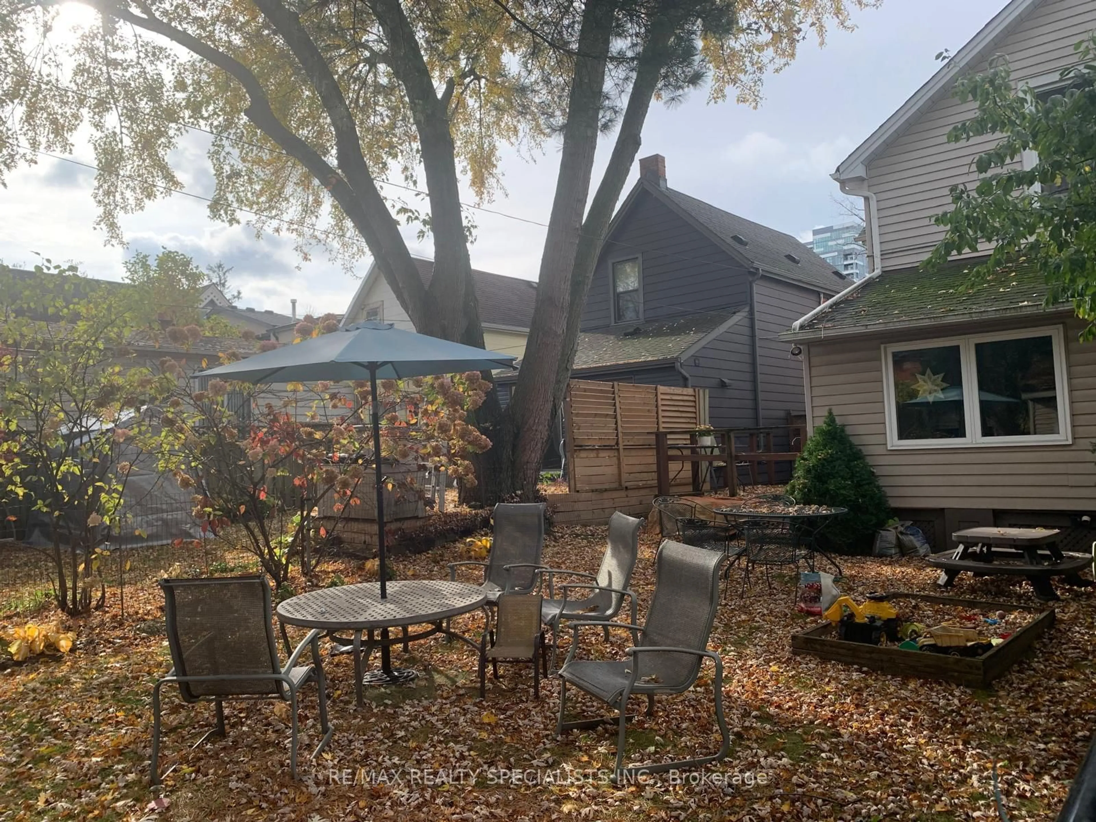 Patio, the fenced backyard for 513-515 Hager Ave, Burlington Ontario L7S 1P2