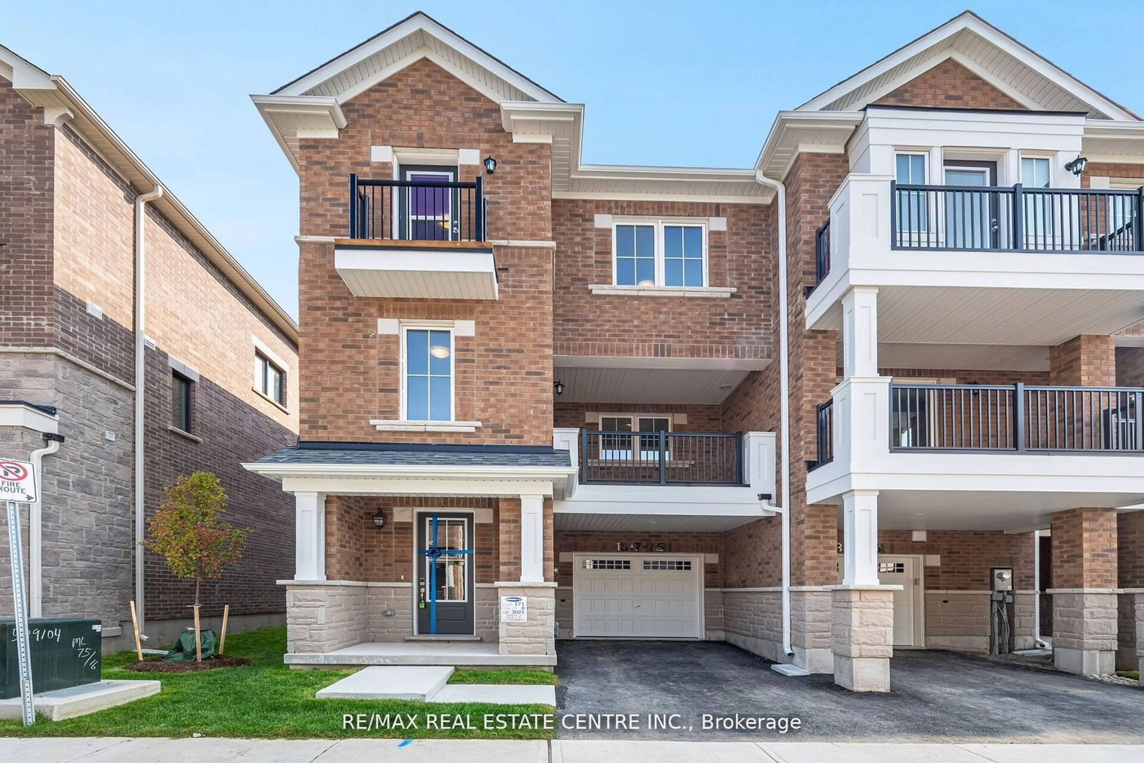 A pic from exterior of the house or condo, the street view for 1317 Leriche Way #75, Milton Ontario L9E 0H5