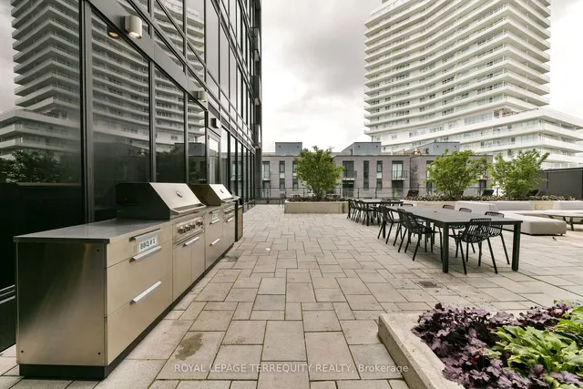 Additional property image - 4208 Dundas St Unit 520