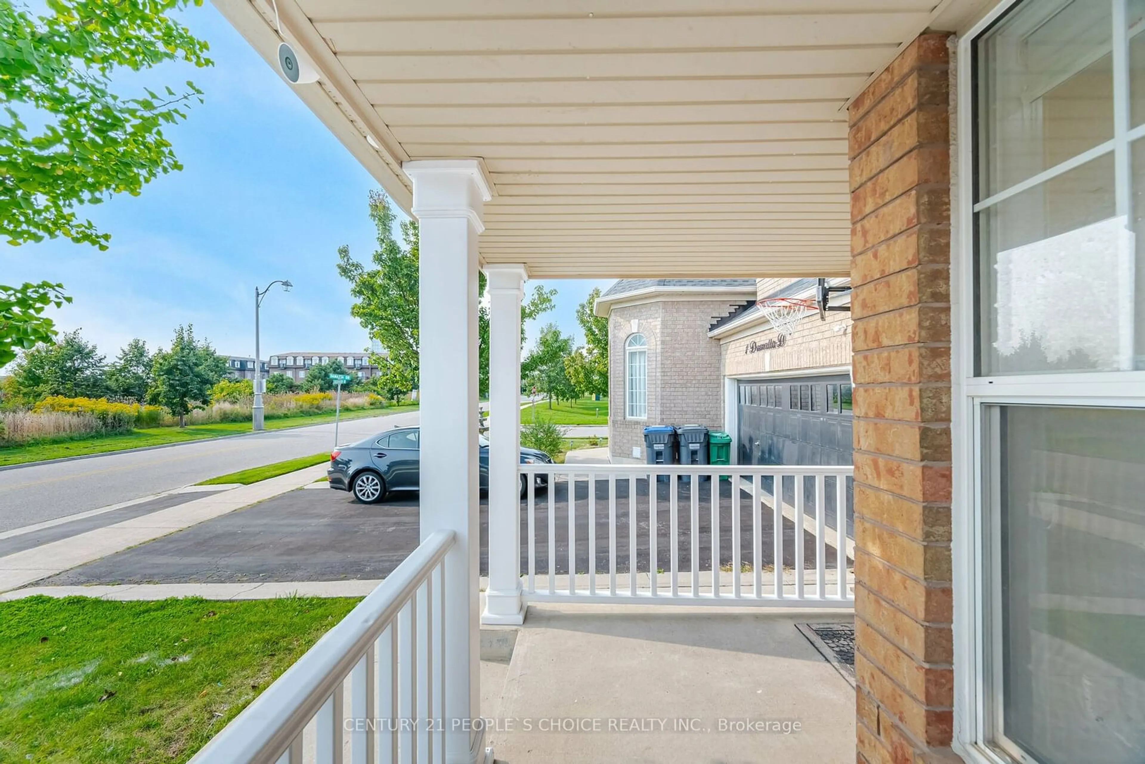 A pic from exterior of the house or condo, the street view for 9717 Creditview Rd, Brampton Ontario L6X 0N5