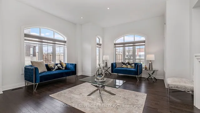 Additional property image - 37 Jura Cres