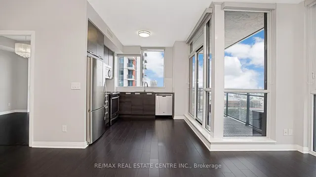 Additional image 32 of 75 Eglinton Ave Unit 902