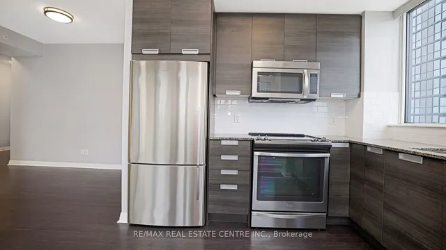 Additional image 29 of 75 Eglinton Ave Unit 902