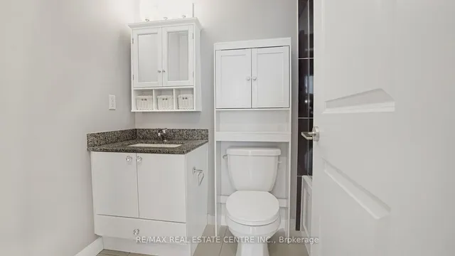 Additional image 16 of 75 Eglinton Ave Unit 902