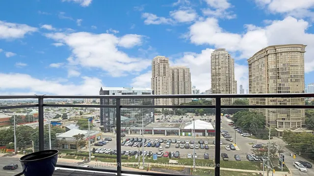 Additional image 8 of 75 Eglinton Ave Unit 902