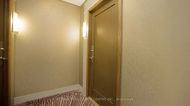 Additional image 37 of 75 Eglinton Ave Unit 902