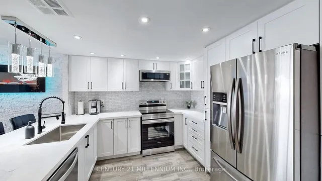 Additional property image - 8 Lisa St Unit 1903