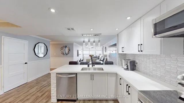 Additional property image - 8 Lisa St Unit 1903