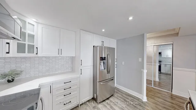 Additional property image - 8 Lisa St Unit 1903
