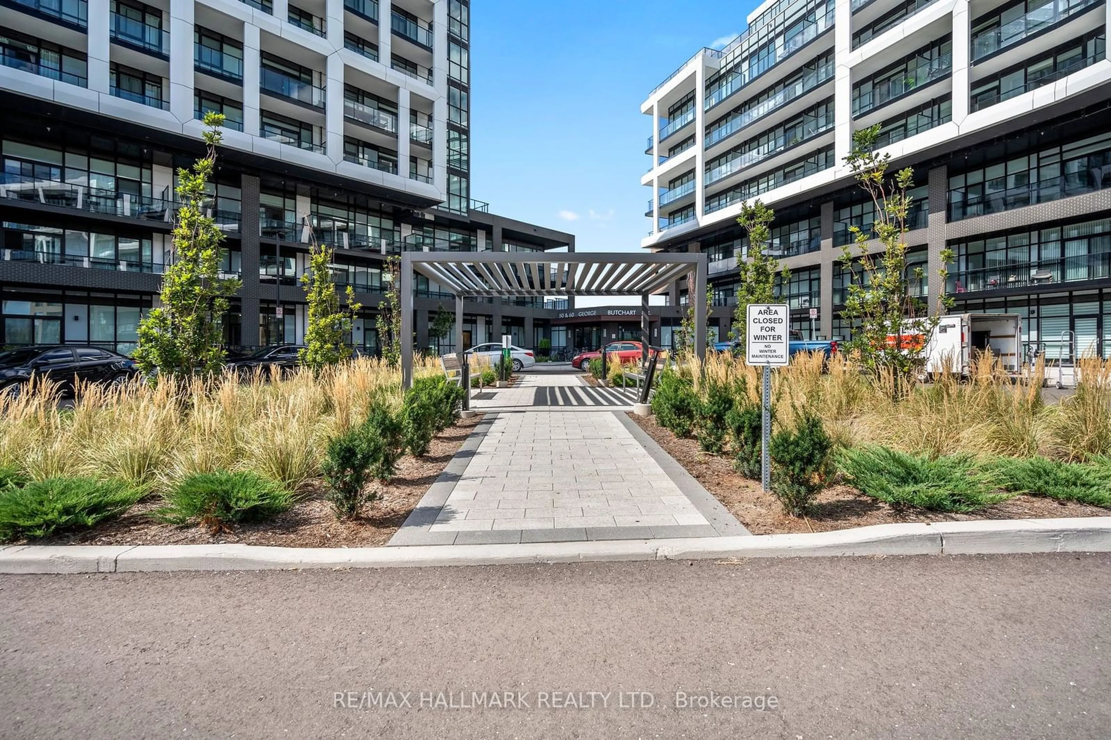 Patio, the street view for 50 George Butchart Dr #118, Toronto Ontario M3K 0C9