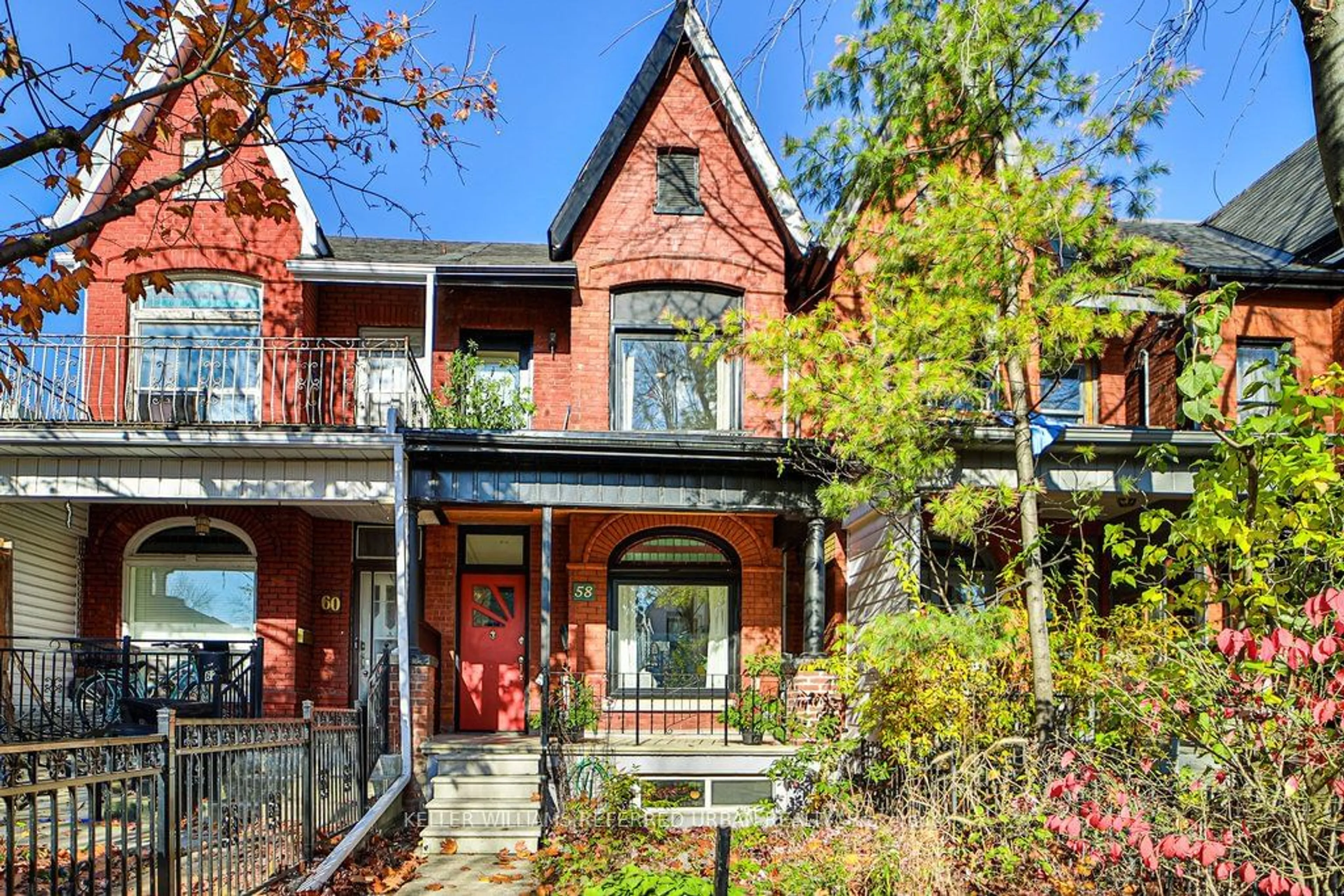 Home with brick exterior material for 58 Fern Ave, Toronto Ontario M6R 1K1