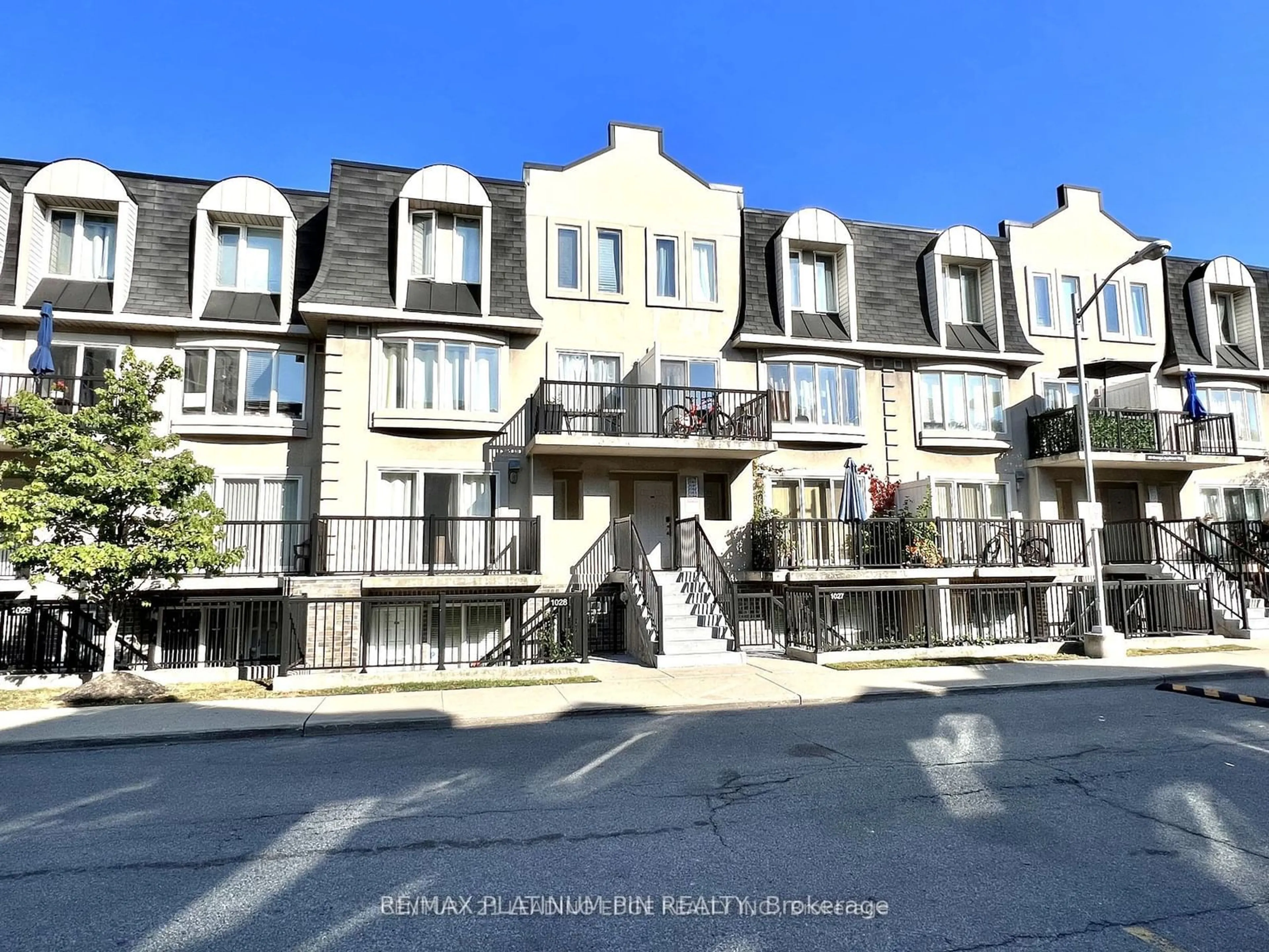 A pic from exterior of the house or condo, the street view for 65 George Appleton Way #2081, Toronto Ontario M3M 0A2