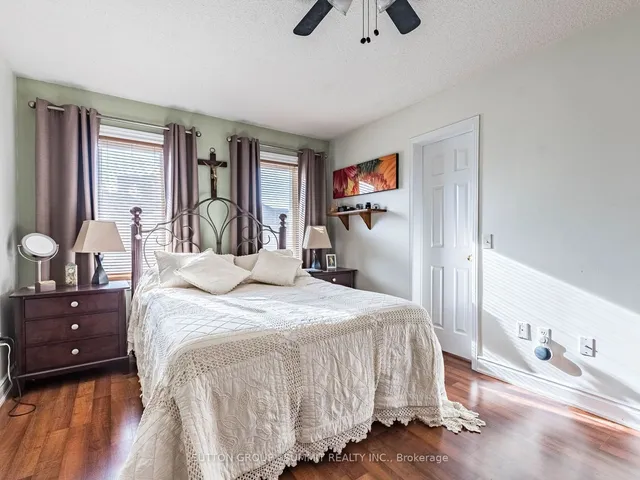 Additional property image - 2 Sir Lou Dr Unit 20