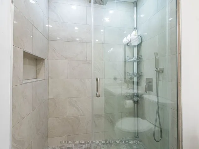 Additional property image - 2 Sir Lou Dr Unit 20