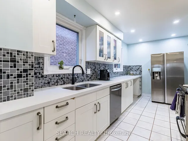 Additional property image - 194 Simmons Blvd