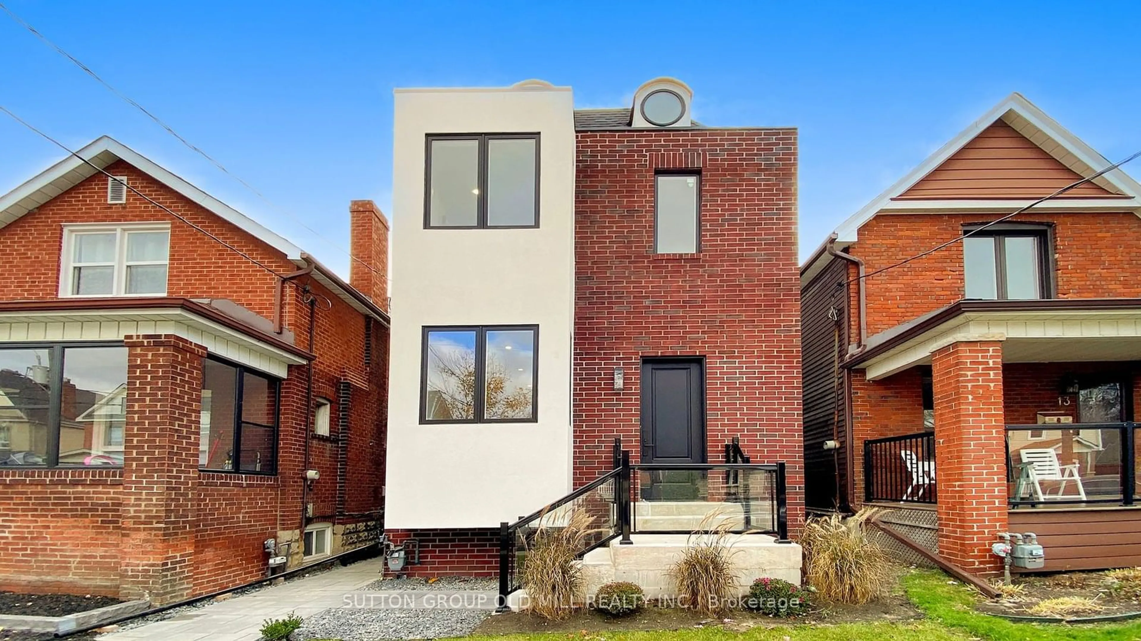 Home with brick exterior material for 11 Morland Rd, Toronto Ontario M6S 2M7