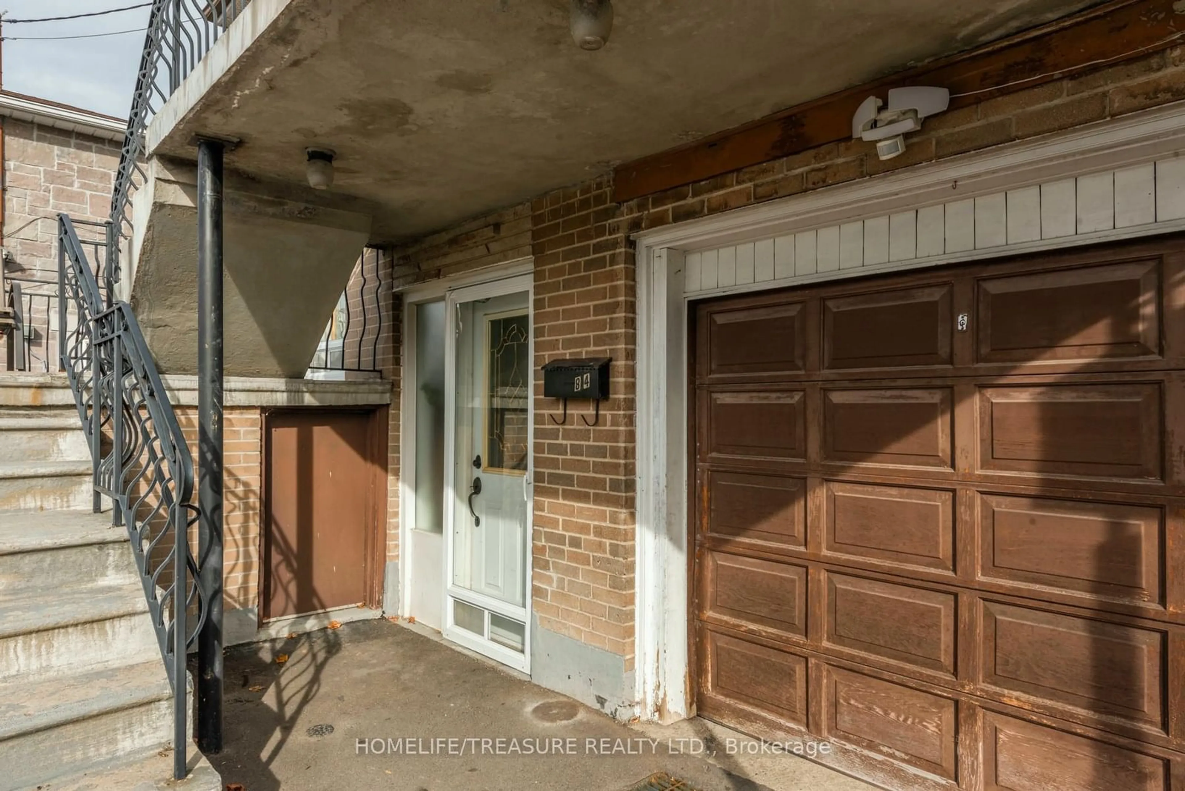 A pic from exterior of the house or condo, the street view for 84 LASKAY Cres, Toronto Ontario M3N 1P3