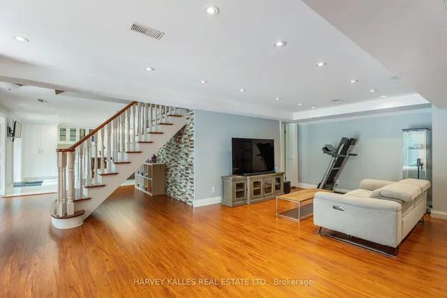 Additional property image - 361 Maple Leaf Dr
