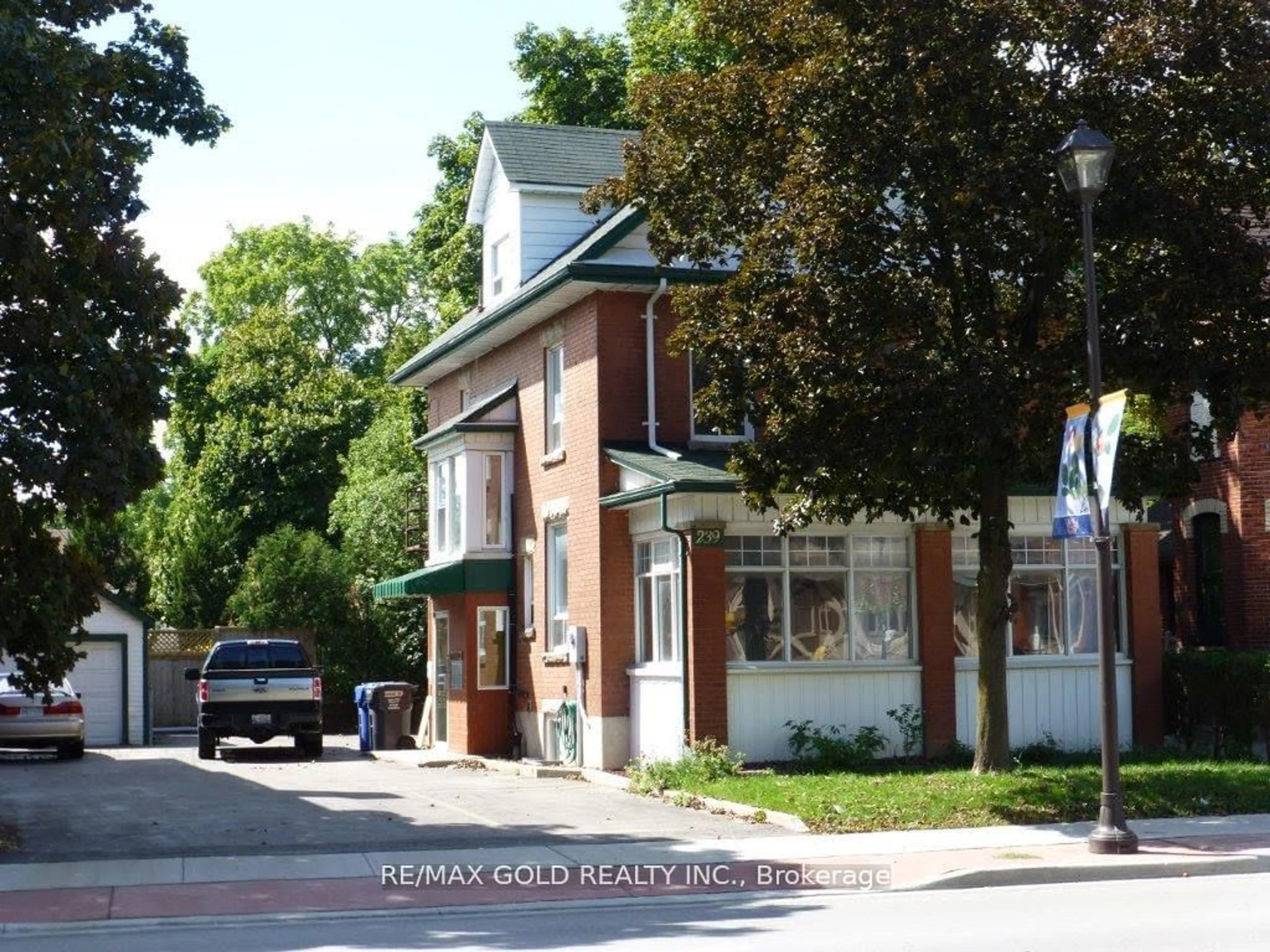 A pic from exterior of the house or condo, the street view for 239 Main St, Brampton Ontario L6X 1N3