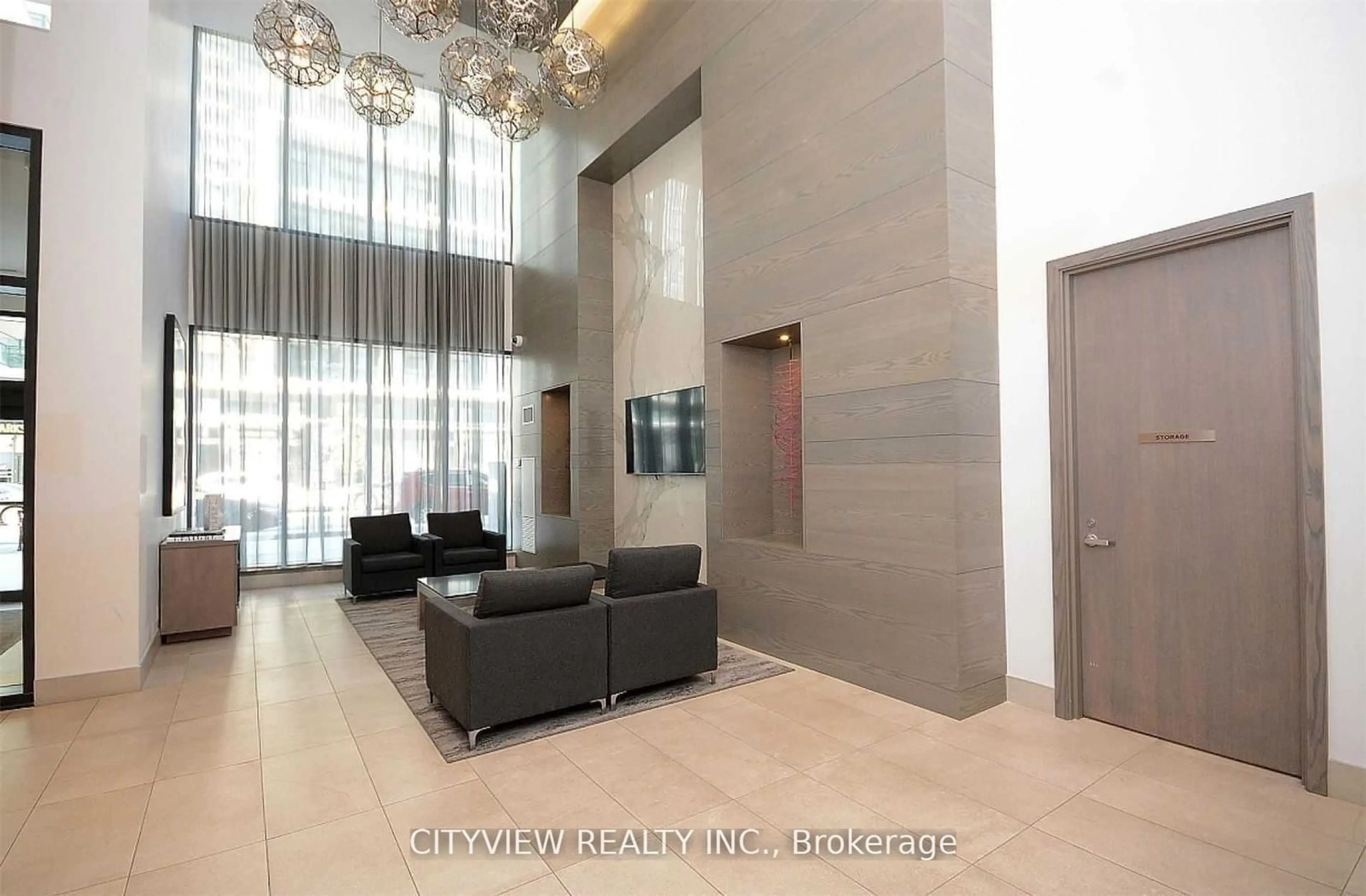 Indoor lobby, wood floors for 510 Curran Pl #710, Mississauga Ontario L5B 0J8