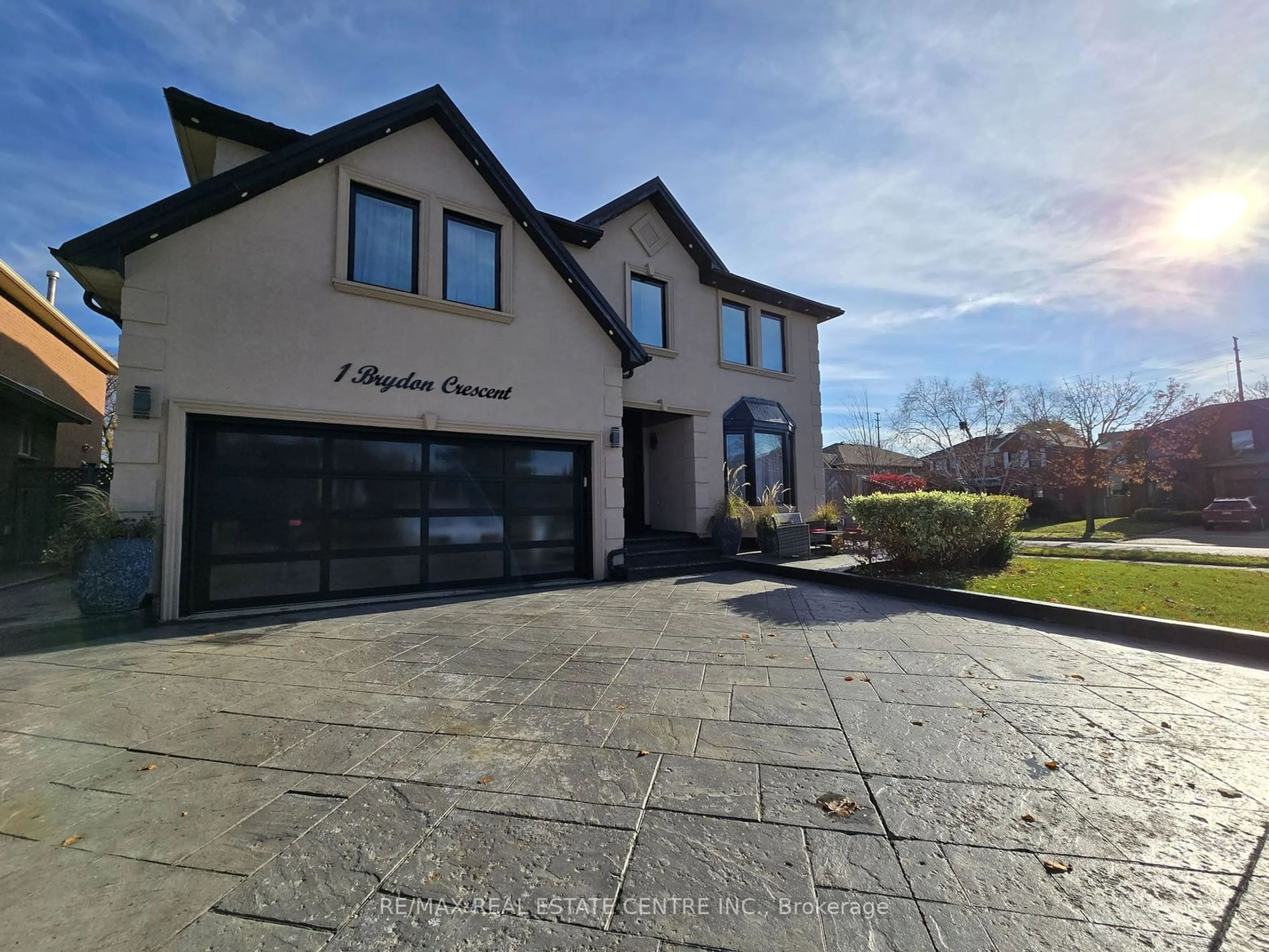 Frontside or backside of a home, the street view for 1 Brydon Cres, Brampton Ontario L6X 3H5