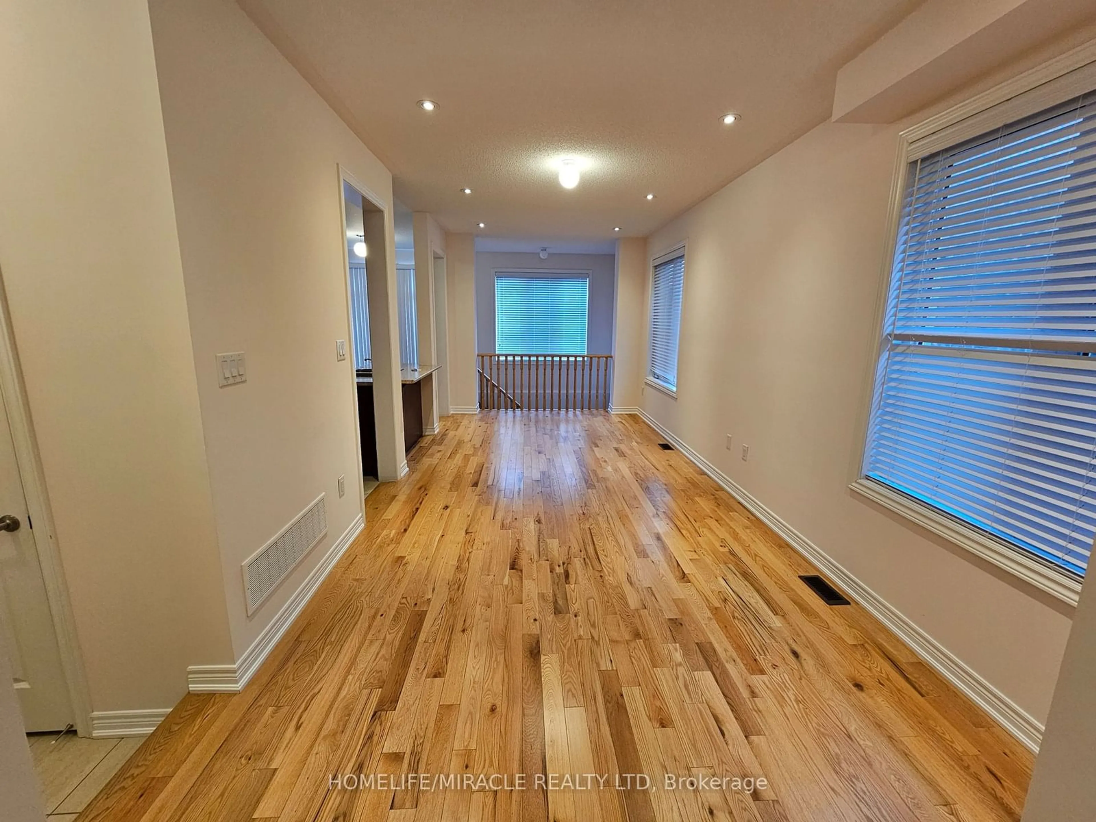 A pic of a room, wood floors for 13 Goulston St, Brampton Ontario L7A 5B8