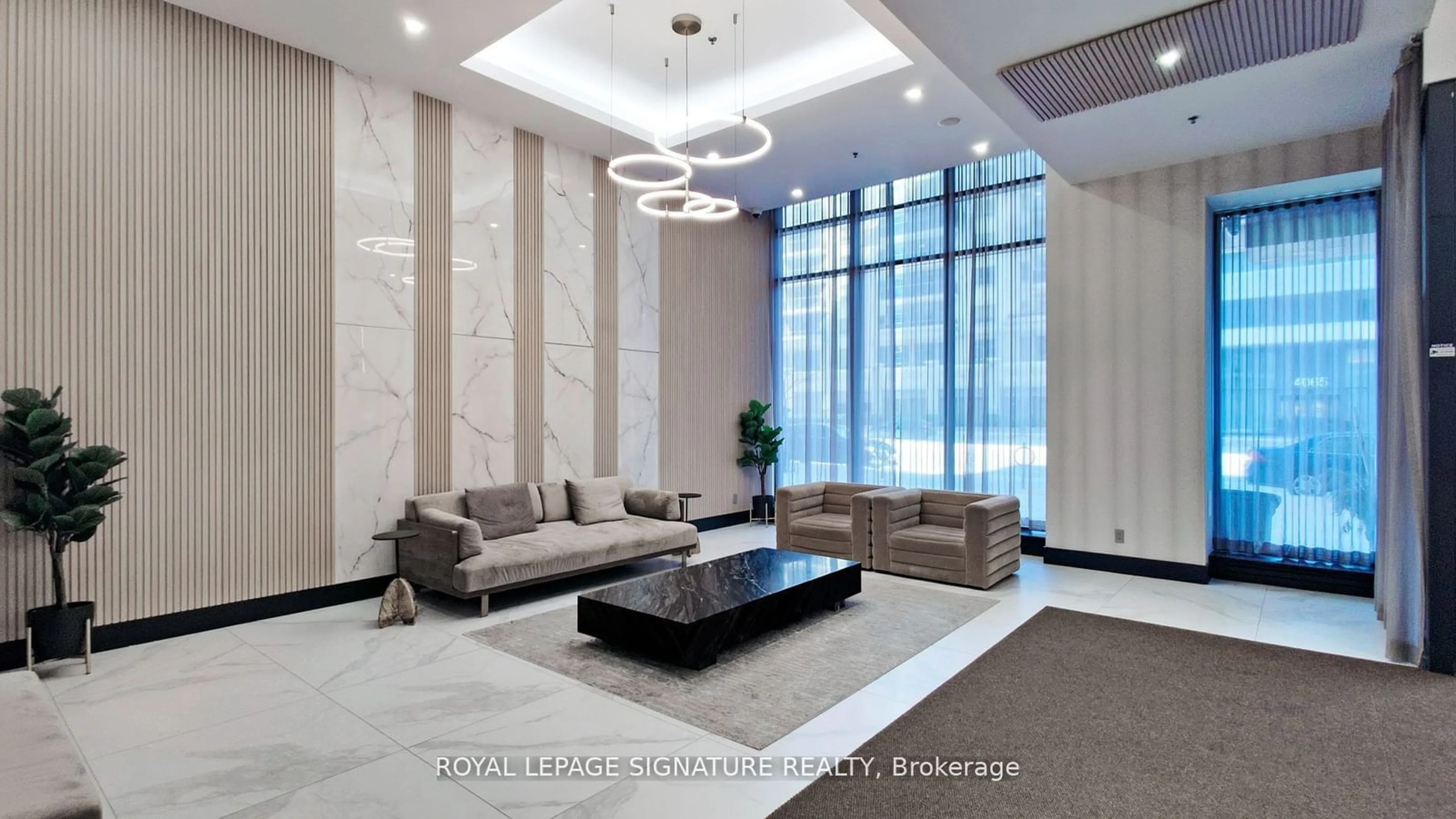 Indoor lobby, cement floor for 4070 Confederation Pkwy #LPH4, Mississauga Ontario L5B 0E9