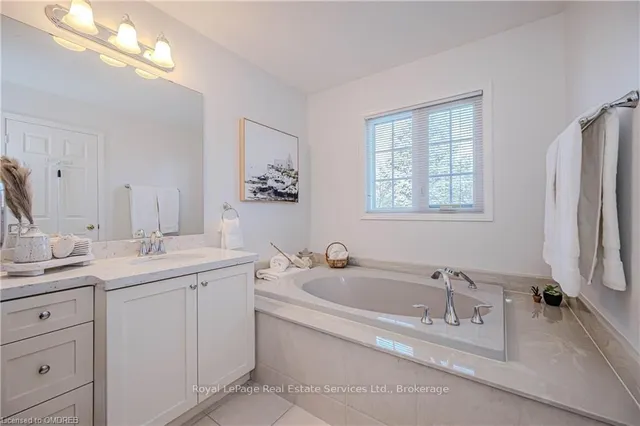 Additional property image - 2105 BERWICK Dr Unit 7