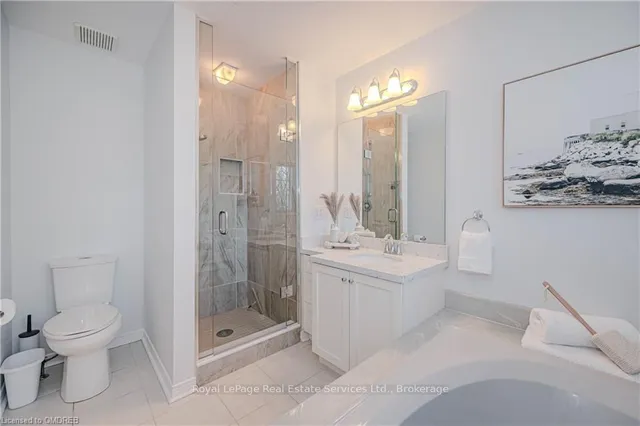 Additional property image - 2105 BERWICK Dr Unit 7