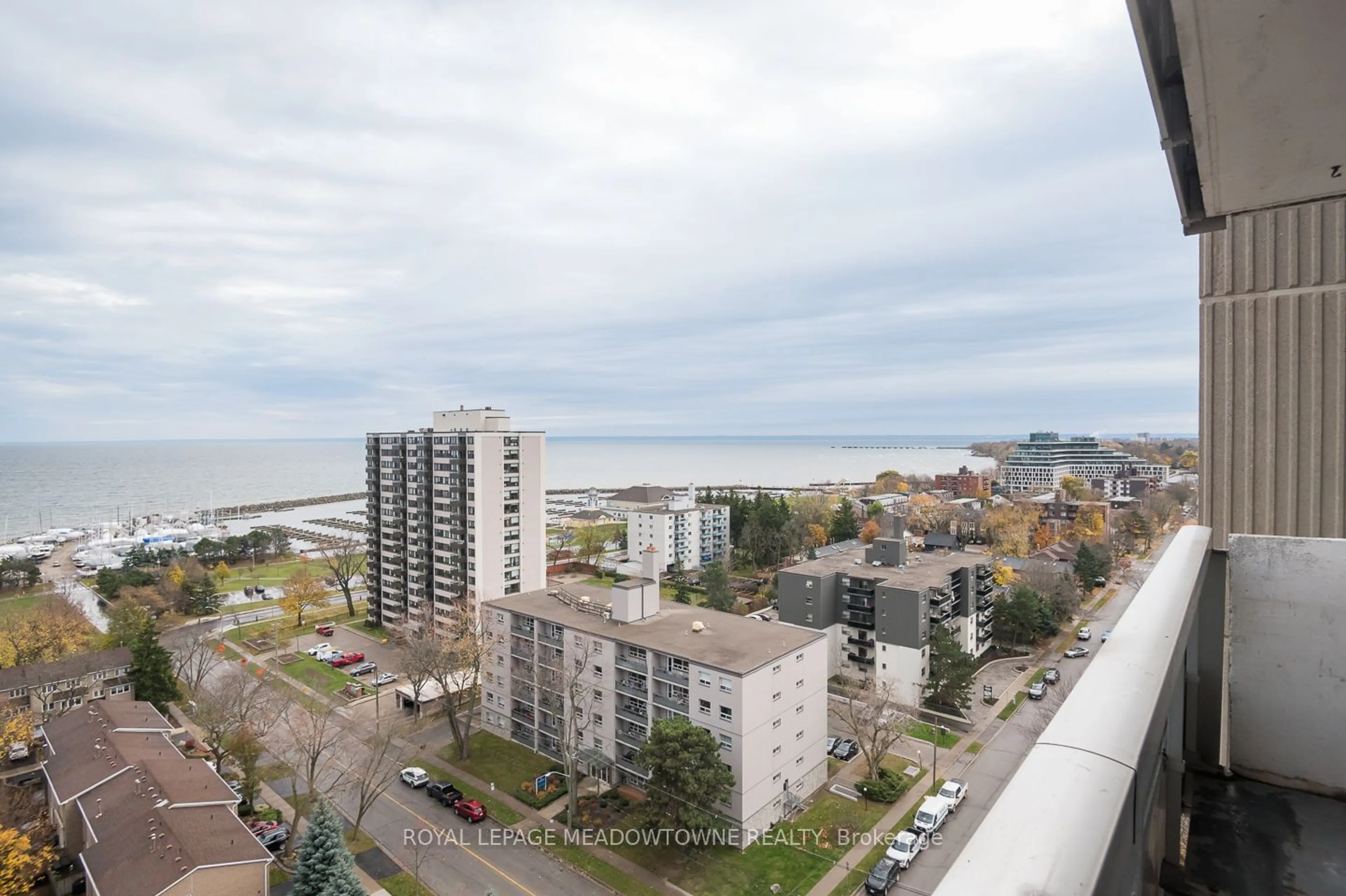 A pic from exterior of the house or condo, the street view for 2263 Marine Dr #1607, Oakville Ontario L6L 5K1