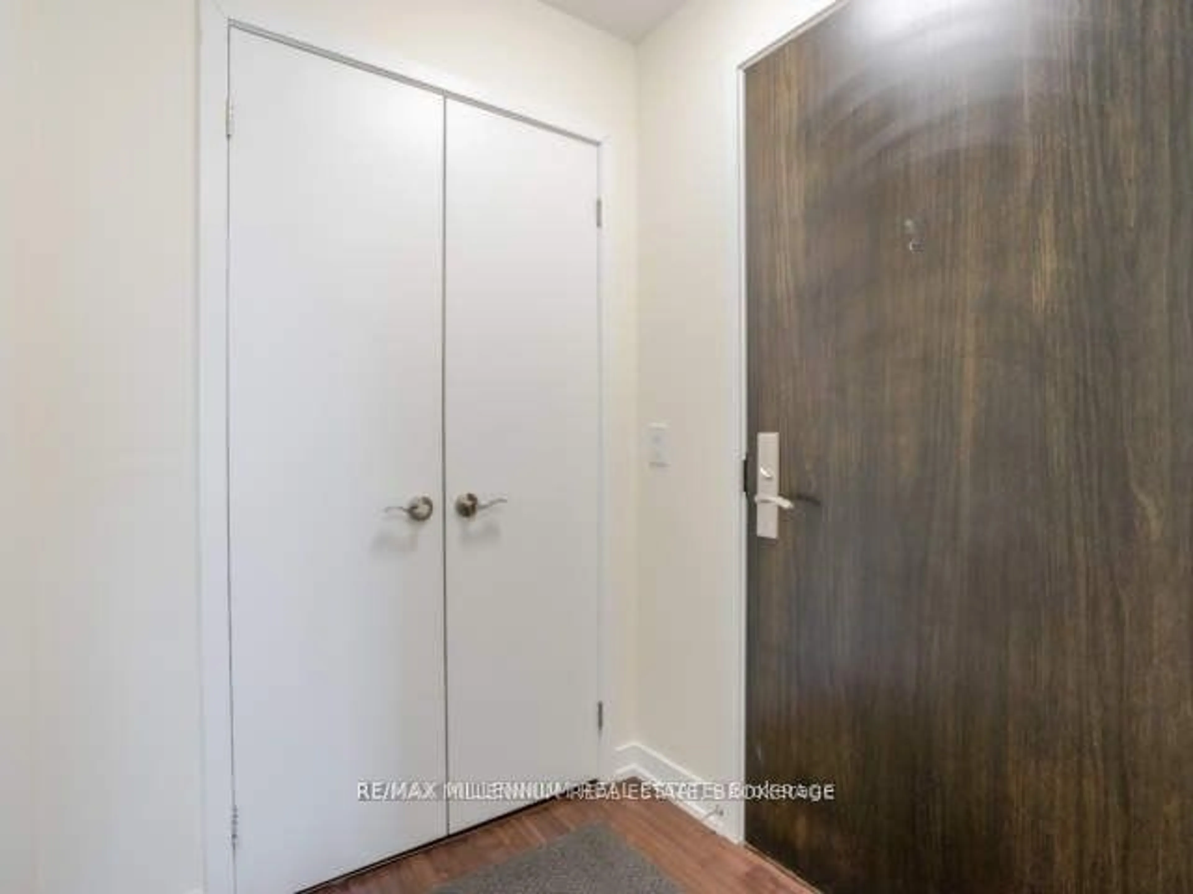 Indoor entryway, unknown floor for 840 Queens Plate Dr #907, Toronto Ontario M9W 6Z3