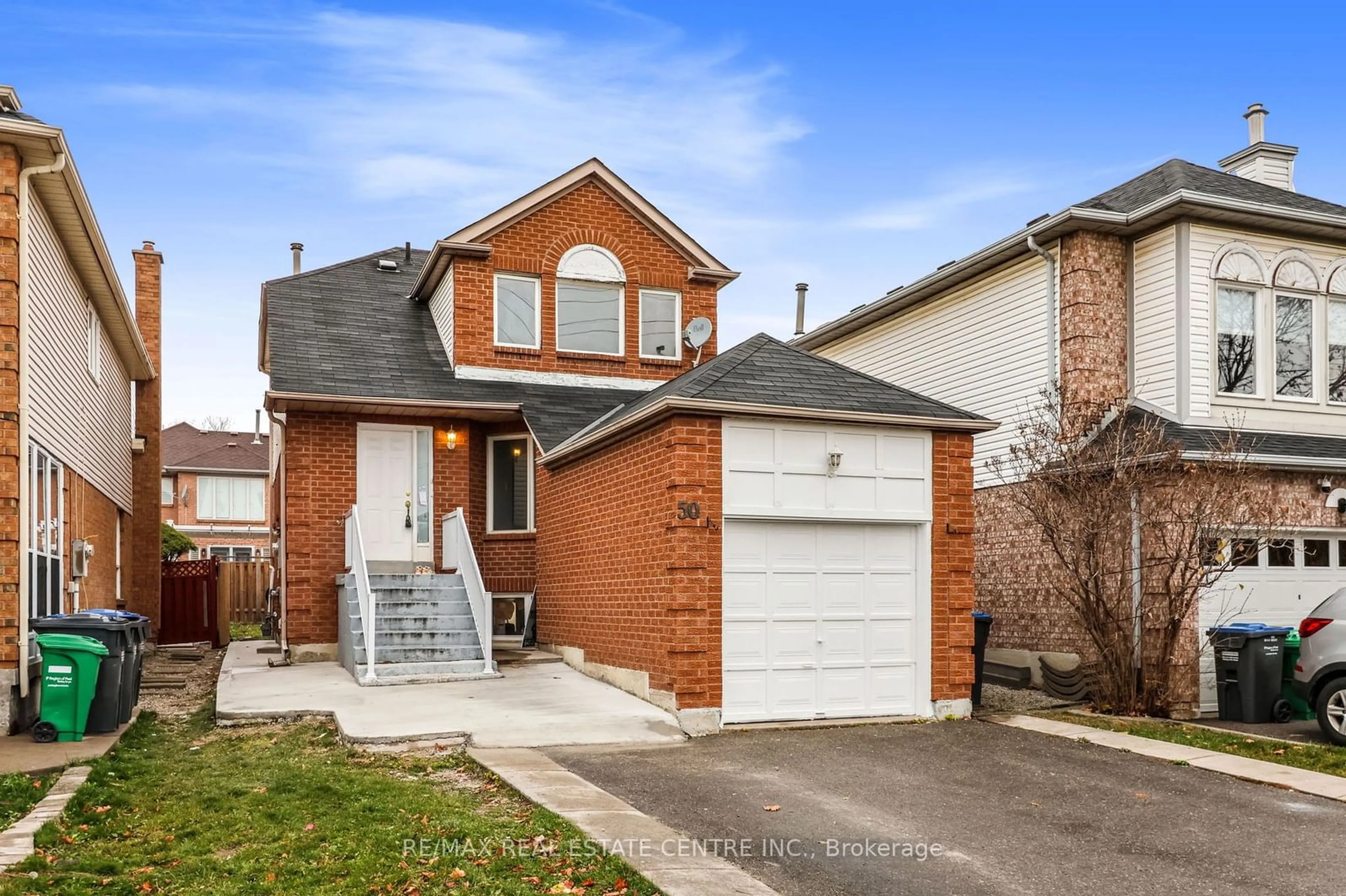 Frontside or backside of a home, cottage for 50 Beaconsfield Ave, Brampton Ontario L6Y 4S2